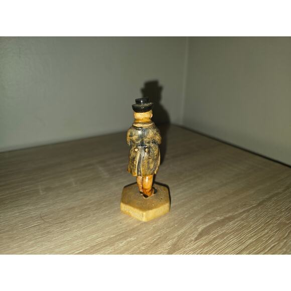 Vintage Mr. Pickwick Figurine P. Baston 1946 - Picture 3 of 7